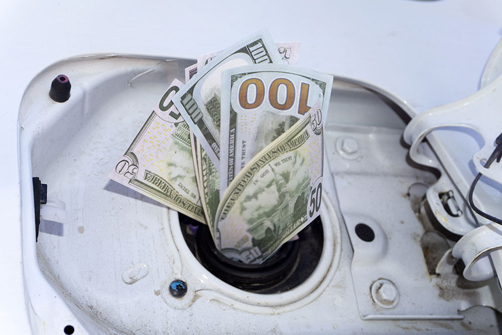 Save Money On Gas With These 5 Habits