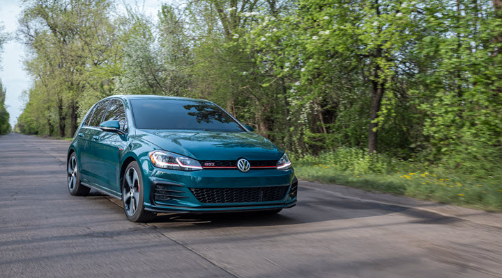 Volkswagen Golf GTI Car